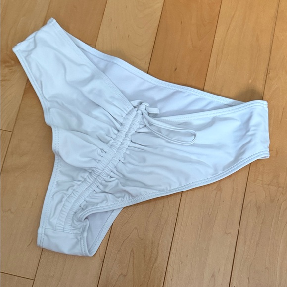 Swimsuit bundle - Picture 5 of 8